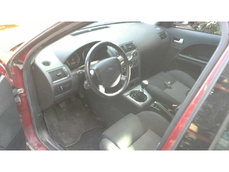 ford mondeo berlina (ge) del año 2001