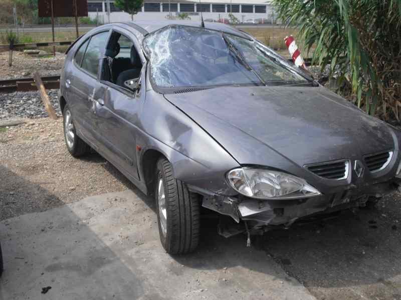 renault megane i fase 2 berlina (ba0) del año 2001