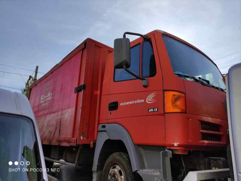 nissan atleon del año 2004