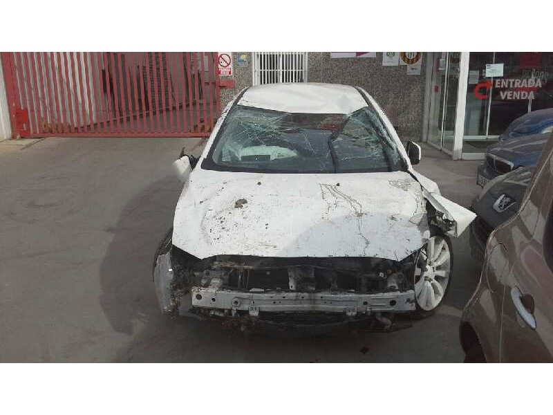 mitsubishi lancer berlina (cy0) del año 2010