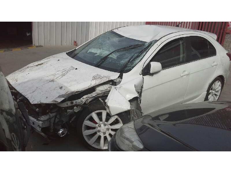 mitsubishi lancer berlina (cy0) del año 2010