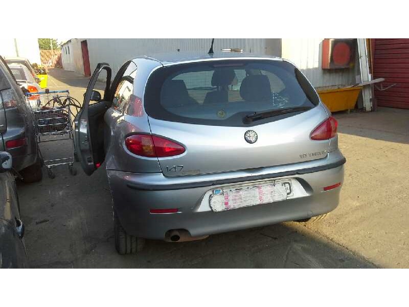alfa romeo 147 (190) del año 2001