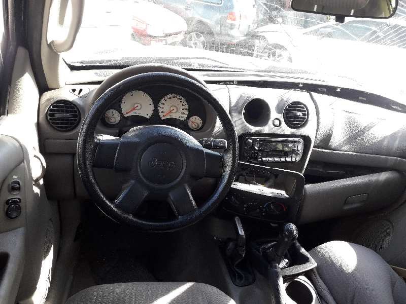 jeep cherokee (kj) del año 2002
