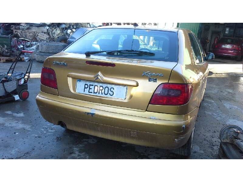 citroën xsara berlina del año 2001