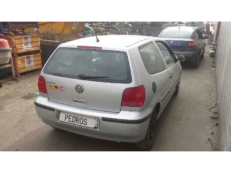 volkswagen polo berlina (6n2) del año 2000
