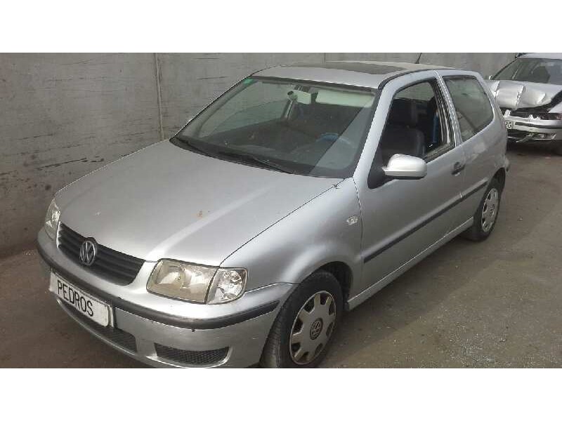volkswagen polo berlina (6n2) del año 2000
