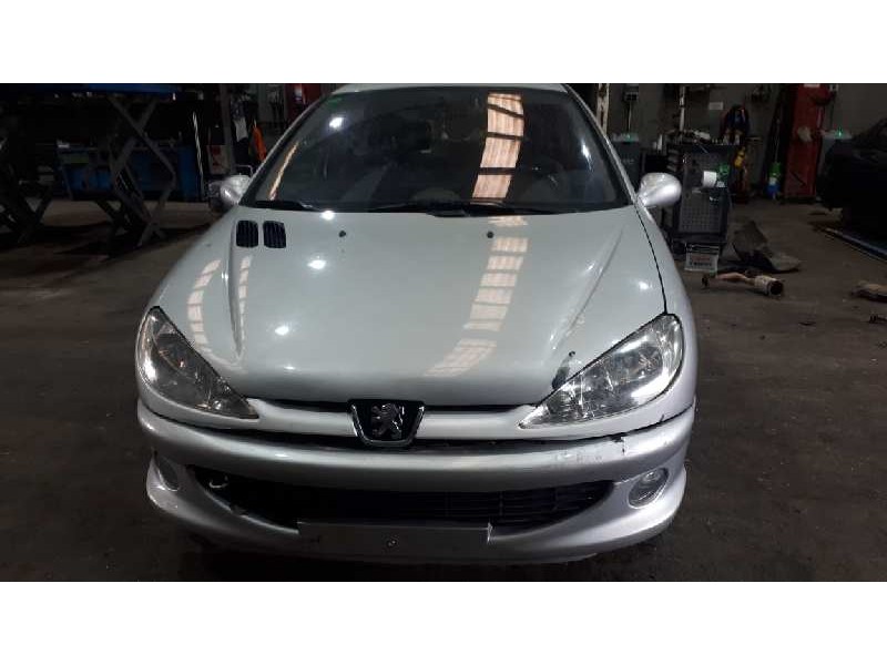 peugeot 206 berlina del año 2003