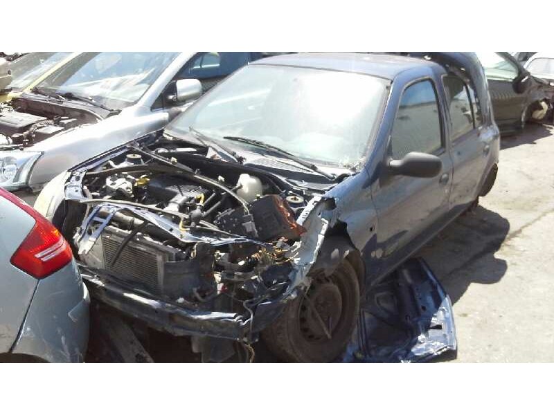 renault clio ii fase ii (b/cb0) del año 2004