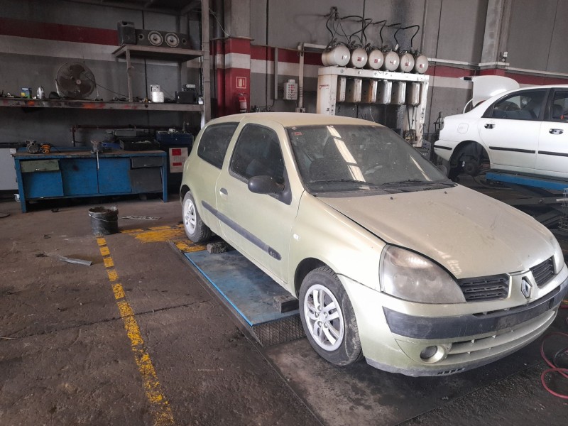 renault clio ii fase ii (b/cb0) del año 2004