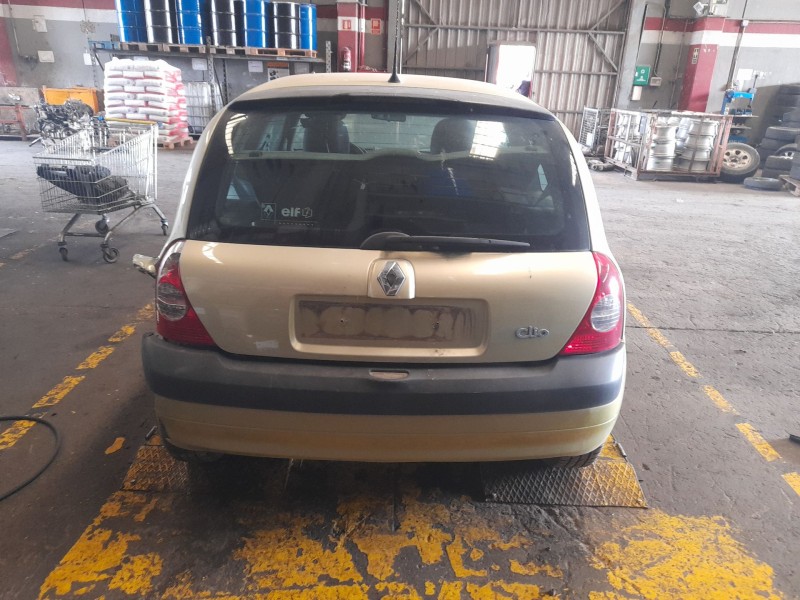 renault clio ii fase ii (b/cb0) del año 2004