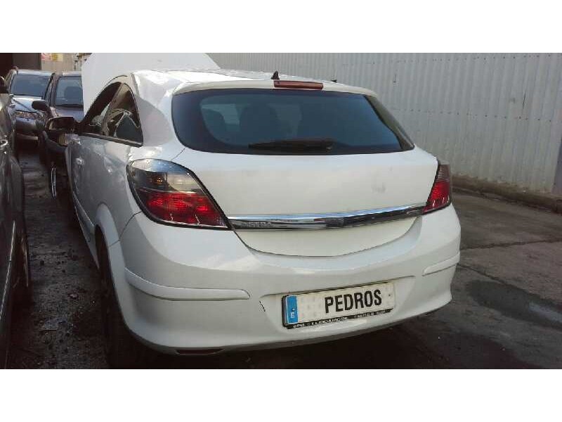 opel astra gtc del año 2006