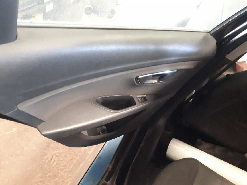 seat leon st (5f8) del año 2014