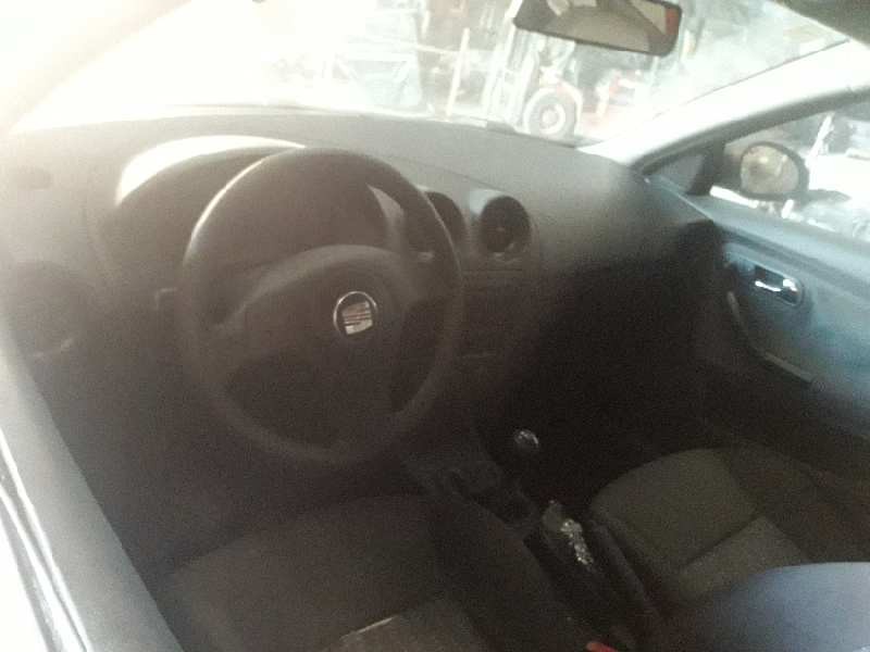seat ibiza (6l1) del año 2005