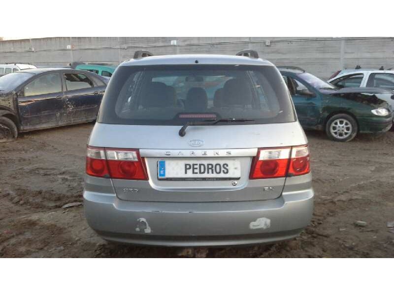 kia carens del año 2003