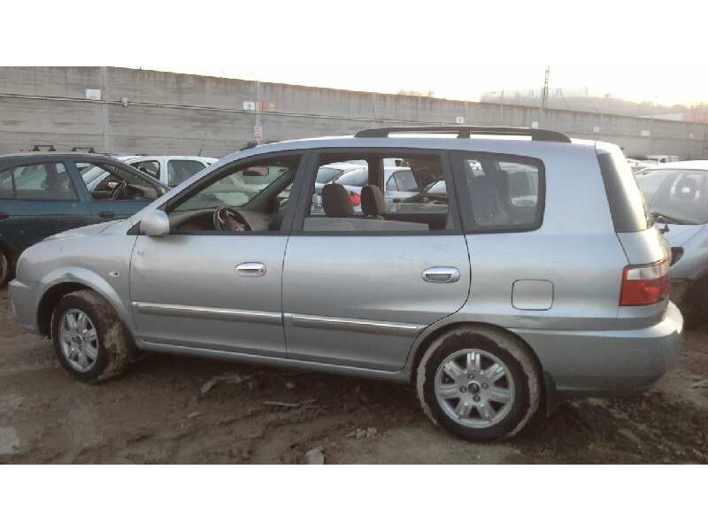 kia carens del año 2003