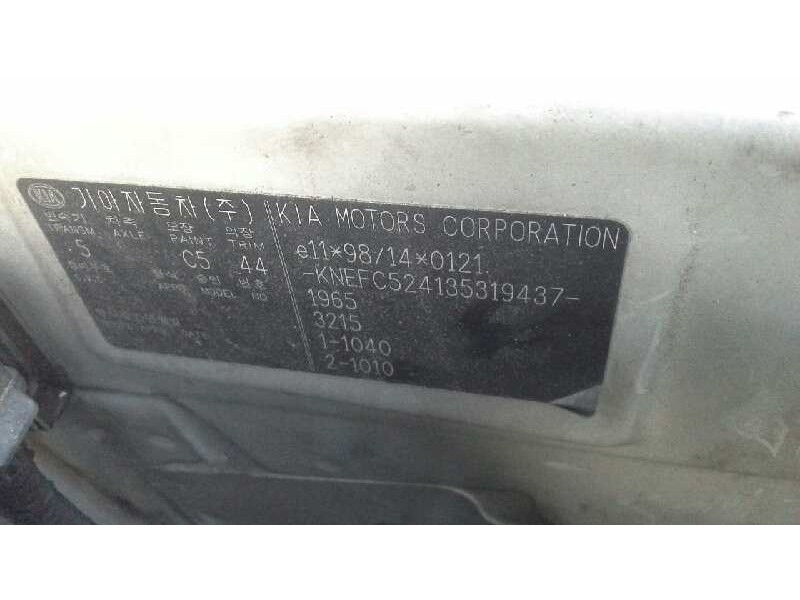 kia carens del año 2003