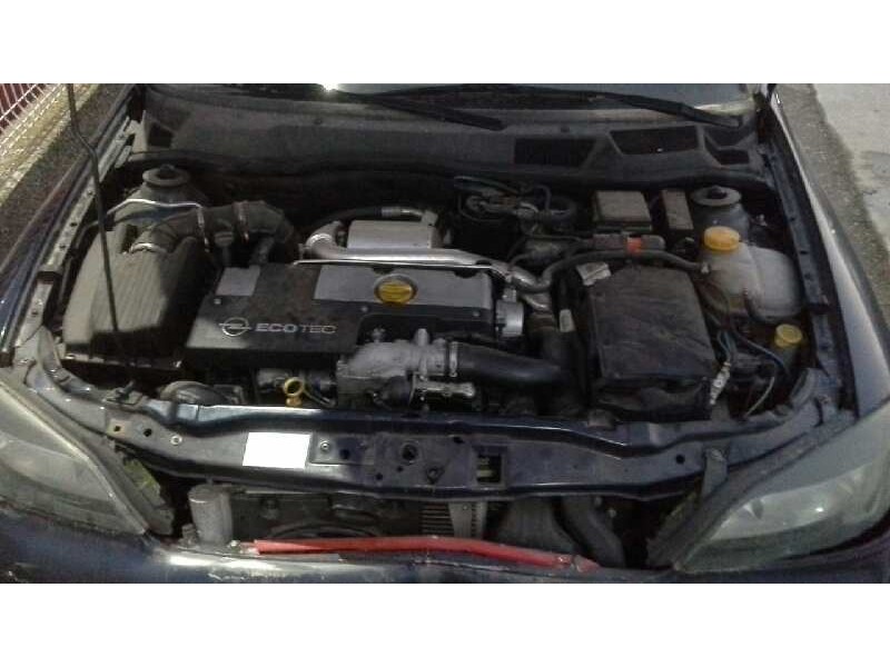 opel astra g berlina del año 2003