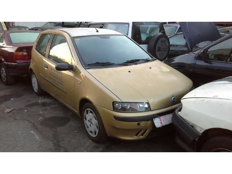 fiat punto berlina (188) del año 2001