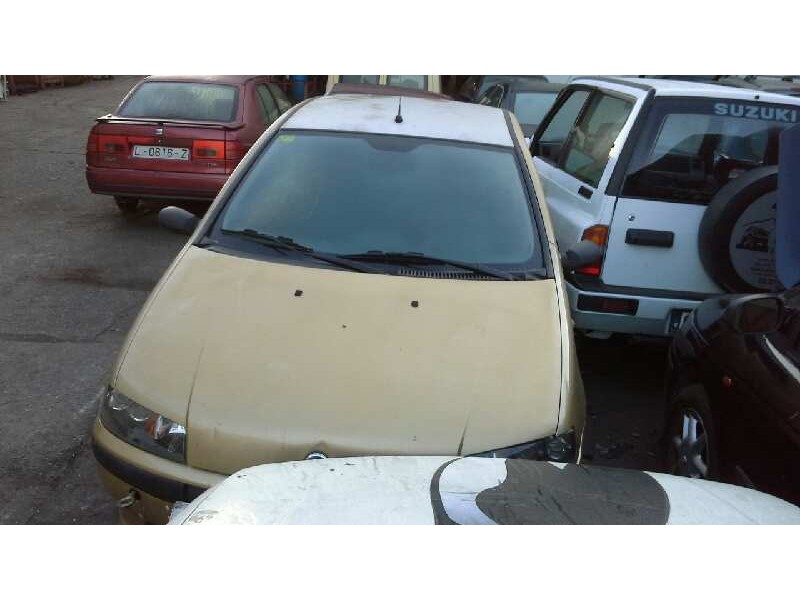 fiat punto berlina (188) del año 2001