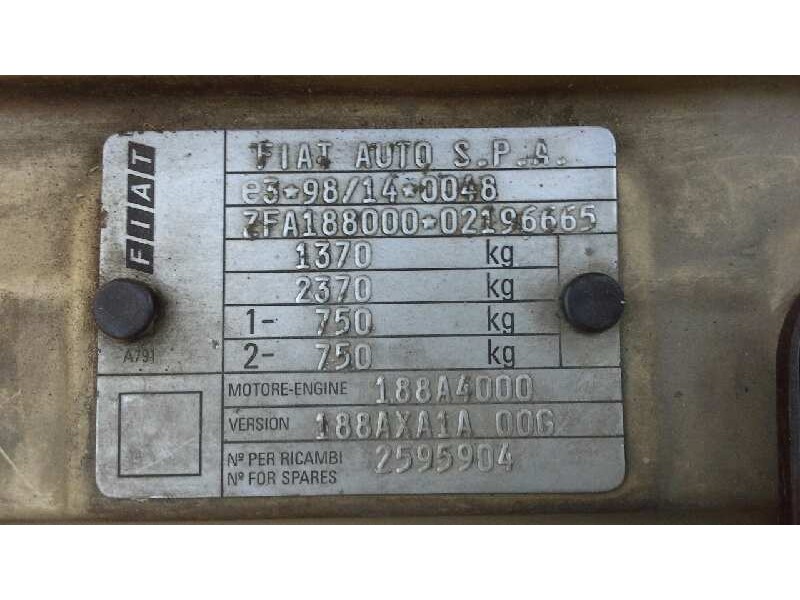 fiat punto berlina (188) del año 2001