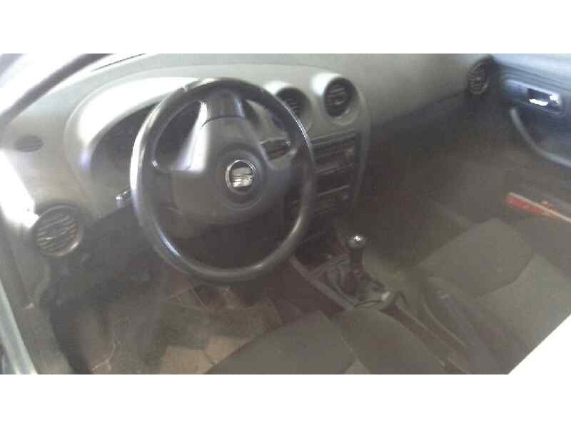 seat cordoba berlina (6l2) del año 2003