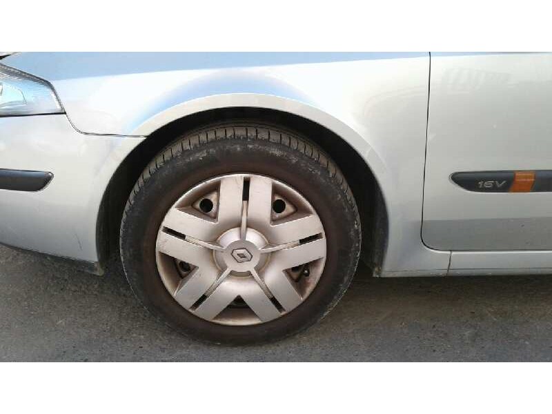 renault laguna ii (bg0) del año 2001