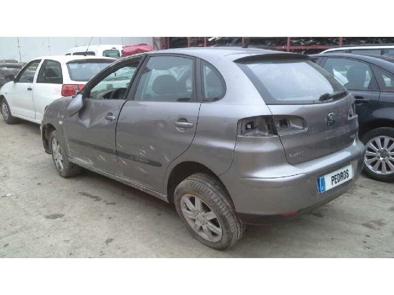 seat ibiza (6l1) del año 2004