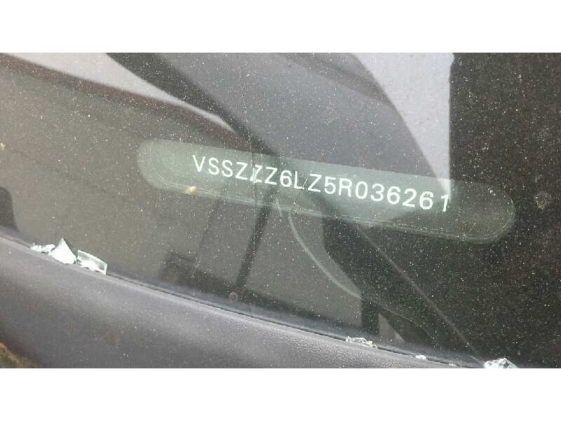 seat ibiza (6l1) del año 2004