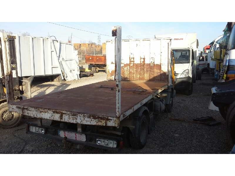 nissan cabstar del año 2004