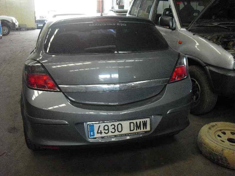 opel astra gtc del año 2005