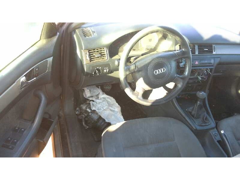 audi a6 berlina (4b2) del año 1998