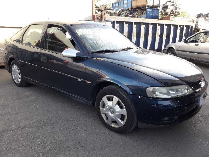 opel vectra b berlina del año 2002