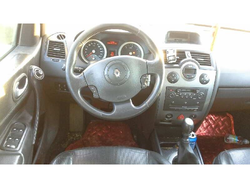renault megane ii berlina 5p del año 2004