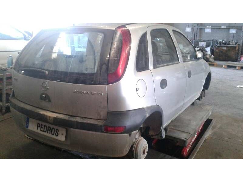 opel corsa c del año 2002