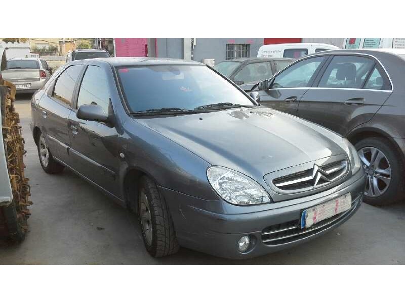 citroën xsara berlina del año 2004