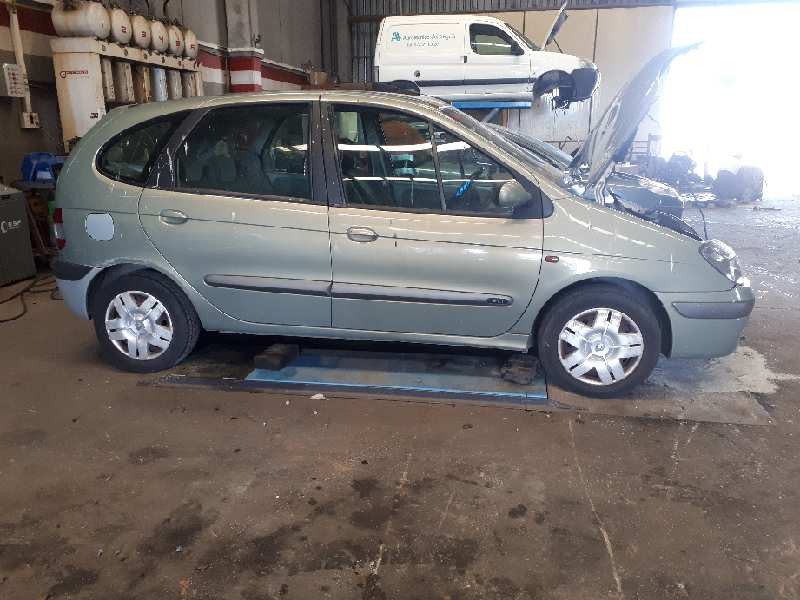 renault scenic (ja..) del año 2002