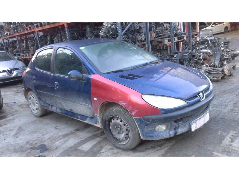 peugeot 206 berlina del año 2001