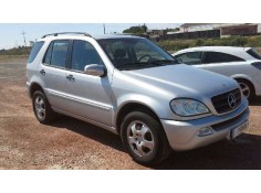 mercedes-benz clase m (w163) del año 2001 2