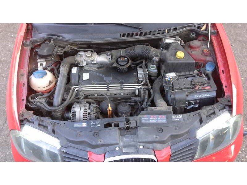 seat ibiza (6l1) del año 2004