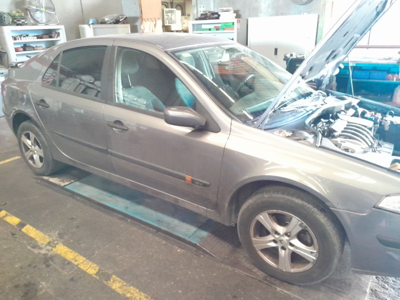 renault laguna ii (bg0) del año 2003