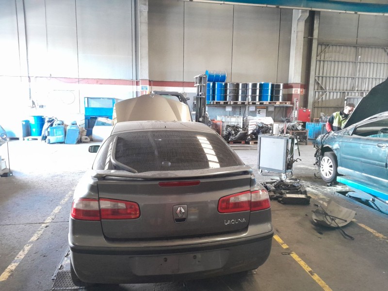 renault laguna ii (bg0) del año 2003