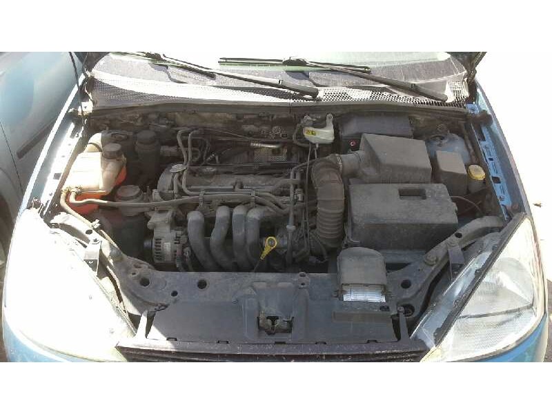 ford focus berlina (cak) del año 2001