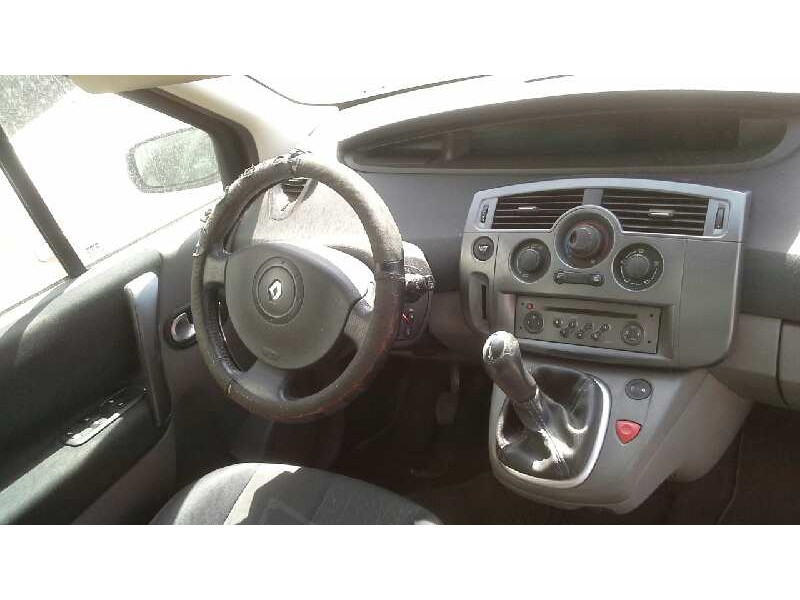 renault scenic ii del año 2005