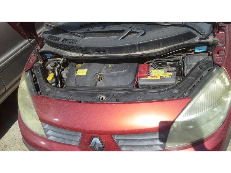 renault scenic ii del año 2005