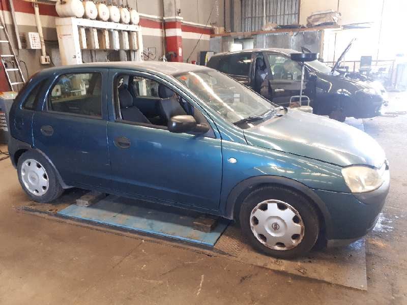 opel corsa c del año 2002