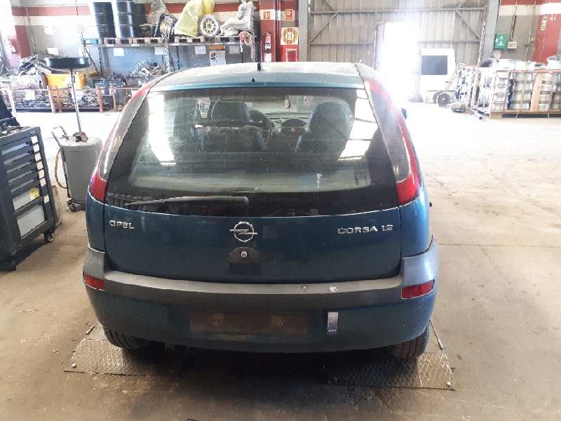 opel corsa c del año 2002
