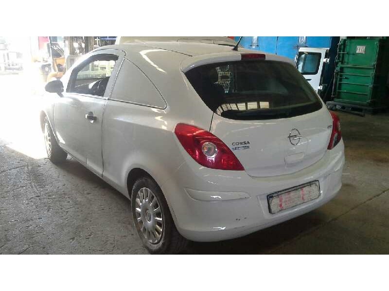 opel corsa d del año 2009