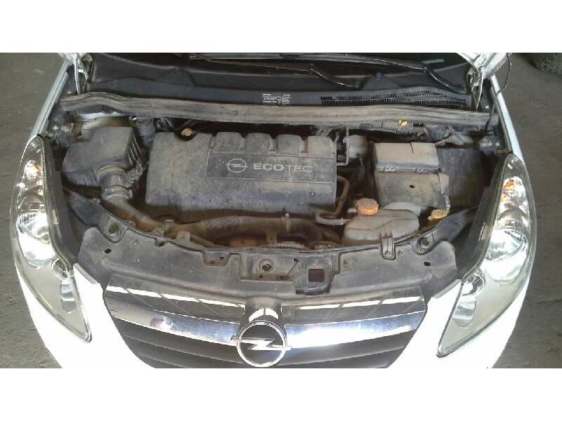 opel corsa d del año 2009