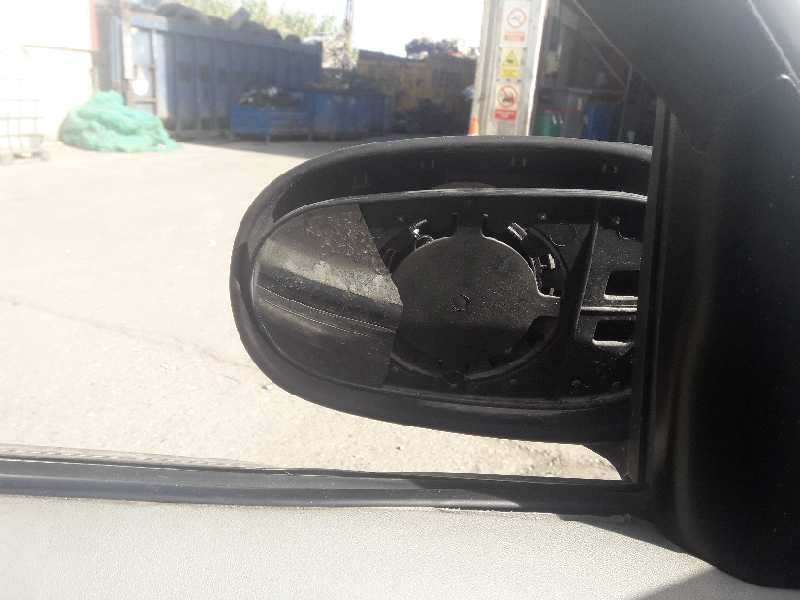 nissan almera (n16/e) del año 2002