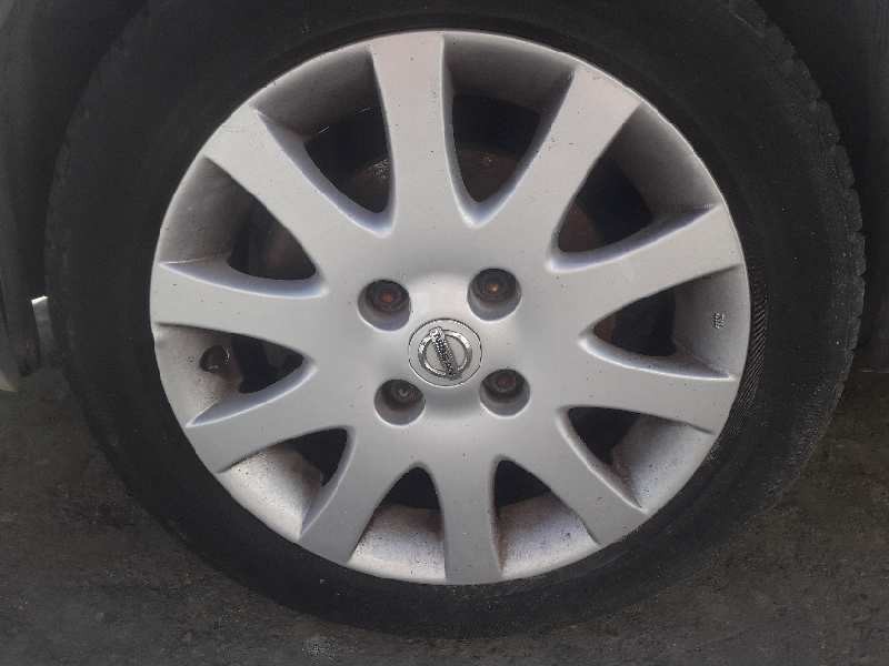 nissan almera (n16/e) del año 2002